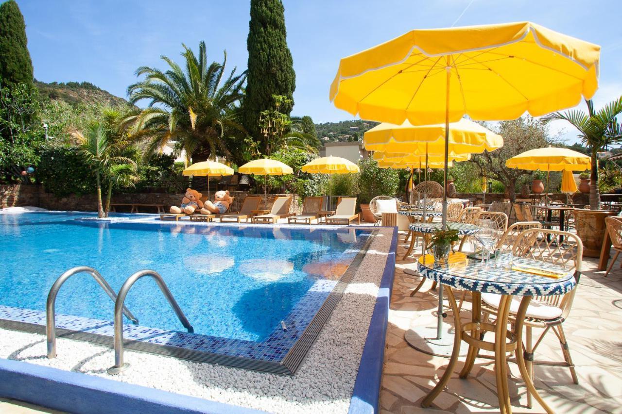 Hotel La Piscine Ле-Лаванду Екстер'єр фото