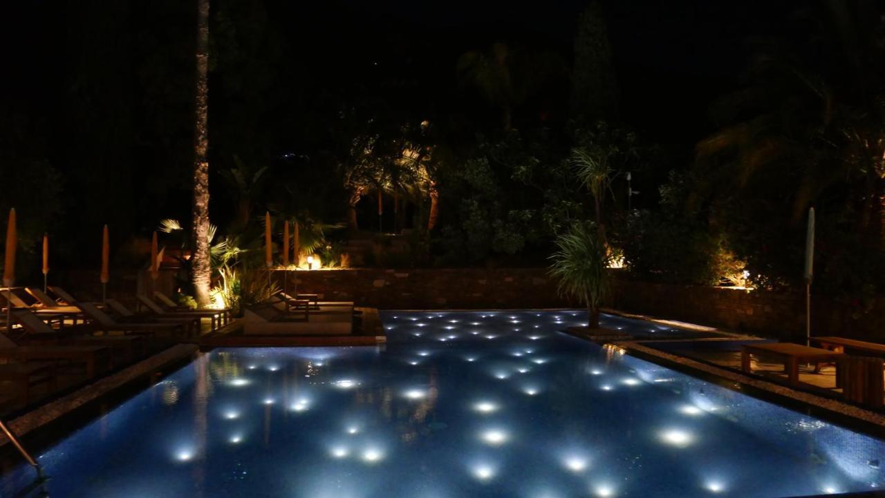 Hotel La Piscine Ле-Лаванду Екстер'єр фото